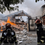 Incendiu de proporții în Medgidia! Pompierii acționează cu forțe mărite pentru a stinge flăcările unei locuințe. 3 video alerta in medgidia arde o casa pompierii intervin cu mai multe autospeciale 68e4a775340a4