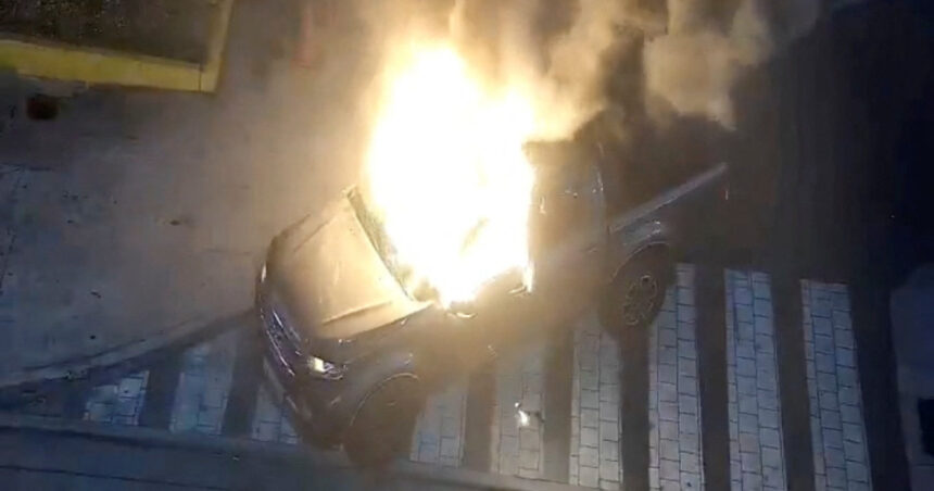 Explozie devastatoare în Ecuador: o mașină a detonate lângă un centru comercial, provocând o victimă și numeroase răniți. 1 video atac terorist in ecuador o masina a explodat langa un mall o persoana a murit si mai multe au fost ranite 68ef4c589dc3f