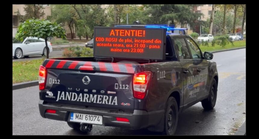 Autospecialele Jandarmeriei patrulează prin Constanța cu mesaje de avertizare în urma Codului roșu 1 video autospecialele jandarmeriei au iesit pe strazile din constanta cu mesaje de avertizare in contextul codului rosu 68e50962d9a96
