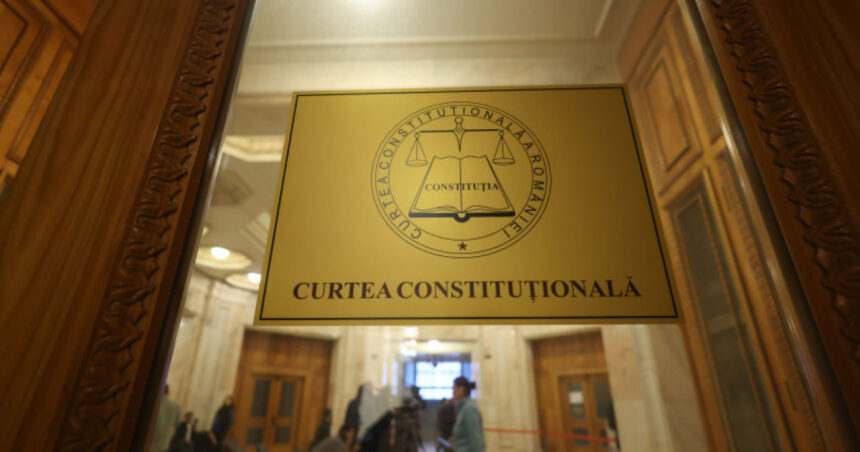 CCR în discuții despre revizuirea pensiilor magistraților, după o întârziere. Judecătorii vor evalua și alte măsuri guvernamentale. 1 video ccr dezbate reforma pensiilor magistratilor dupa amanare judecatorii vor analiza si alte masuri adoptate de guvern 68e608190f340
