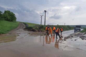 video cod rosu de ploi situatia drumurilor din judetul constanta vezi unde sunt probleme 68e621d5e8f45
