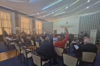 video contre in sedinta de consiliu local pe tema indemnizatiilor alesilor proiectul aur nu a trecut 6902618f0fb90