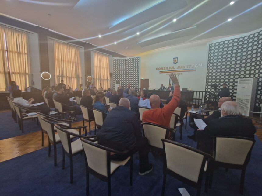 Confruntări în Consiliul Local privind indemnizațiile pentru aleși: Propunerea AUR a fost respinsă! 1 video contre in sedinta de consiliu local pe tema indemnizatiilor alesilor proiectul aur nu a trecut 6902618f0fb90