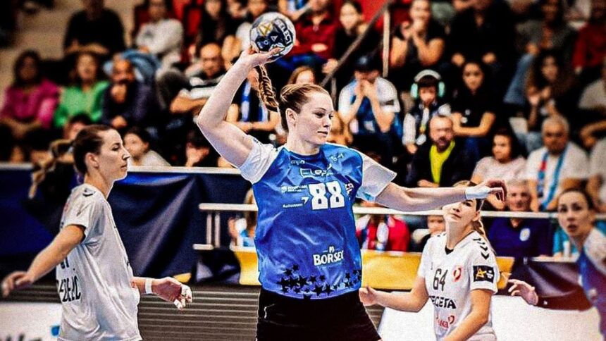 CSM București, triumf strălucitor în Liga Campionilor! Dominare totală în fața Podravka, cu Trine Ostergaard în rol de lider! 1 video csm bucuresti victorie in champions league s a distrat cu podravka trine ostergaard a facut legea pe teren 68e296f21ba60