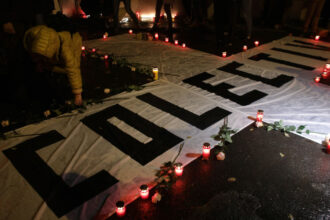 video de ce nu s a construit un spital de arsi in 10 ani de la colectiv grindeanu probabil ca nu am gasit cheia nu am guvernat doar noi 69035d005c5f7