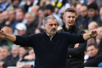 video demiterea bate la usa pentru ange postecoglou dupa doar 7 meciuri a pierdut al cincilea meci 68e386125dd9a