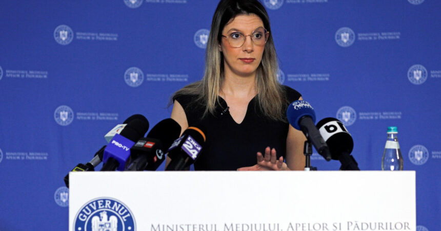 Diana Buzoianu: România a ratat peste 2 miliarde de euro din fondurile PNRR pentru mediu. Ce soluții există pentru salvarea inițiativelor demarate? 1 video diana buzoianu romania a pierdut peste 2 miliarde de euro din fondurile pnrr pentru mediu cum vor fi salvate proiectele incepute 68f0f9434cb57