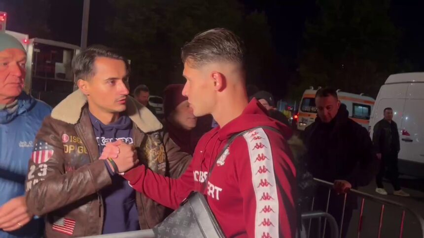 "Dobre, pune capăt tiradei împotriva Dinamo!" Rapidistul a răspuns prompt. 1 video dobre sa nu mai injuri dinamo rapidistul a dat imediat replica 68f54ee98c740