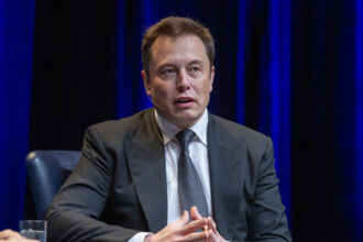 video elon musk a rabufnit dupa ce administratorul nasa a criticat spacex sean idiotul incearca sa omoare agentia 68f88dd01d756