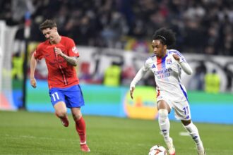 video exclusiv accidentare urata in derby ul din ligue 1 pentru fotbalistul care s a distrat cu fcsb departe de teren timp de cateva luni 68ffa60bc6701