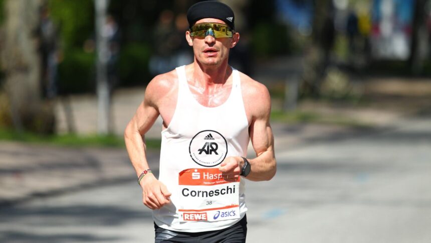"Reîntâlnirea cu istoria: Alexandru Corneschi analizează recordul de aproape 50 de ani al României la maraton pe Poveștile Sport.ro" 1 video exclusiv recordul romaniei la maraton vechi de aproape jumatate de secol alexandru corneschi l a comentat la povestile sport ro 68e9471bdf971