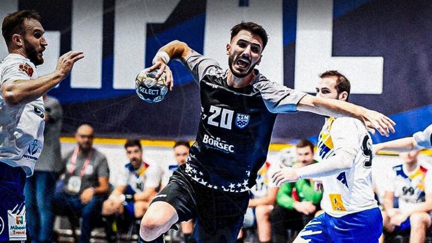 Un nou thriller în Liga Zimbrilor: liderul, surprins pe terenul CSM București în prima sa cădere a sezonului! 1 video exclusiv thriller cu liderul din liga zimbrilor care s a impiedicat in premiera in acest sezon pe terenul lui csm bucuresti 68e4d0780be06