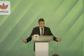 video grindeanu la congresul udmr uneori in coalitie pare ca vorbim limbi diferite a iesit din sala la intonarea imnului secuiesc 68e8df1886515
