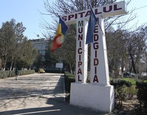 Atac surprinzător: Trei femei agresive se năpustesc asupra unui medic la spitalul din Medgidia 1 video medic agresat de trei femei la spitalul din medgidia 68ea07fb23e35