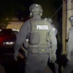 Spectacolul justiției: Acțiuni masive în Constanța și alte opt județe împotriva unei rețele de criminalitate organizată ce falsifică documente oficiale! 2 video mega perchezitii la constanta si alte opt judete este vizata o grupare de criminalitate organizata care falsifica permise de conducere carti de identitate diplome si carti de munca 68e750d76feb9