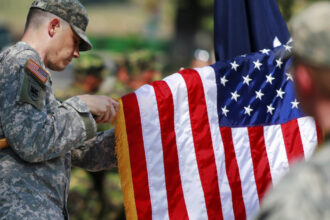 video nu am reusit sa ii tinem aici dar ei ne au luat fetele ingrijorare la vestea plecarii americanilor din baza nato kogalniceanu 69039877692d1