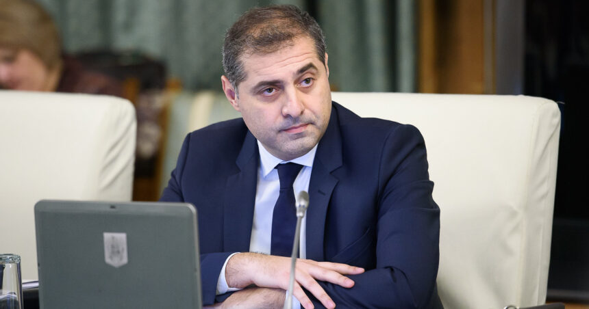 Patronatele solicită oprirea creșterii salariului minim. Florin Jianu, liderul IMM-urilor: „Un antreprenor din patru va fi nevoit să renunțe la angajați” 1 video patronatele cer inghetarea salariului minim liderul imm florin jianu unul din patru antreprenori va ajunge sa concedieze angajati 68f75c2785e0e