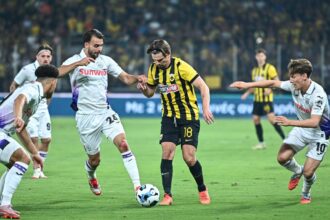 video pe ce post neobisnuit a jucat razvan marin in esecul neasteptat al lui aek atena dupa un hat trick de senzatie 68df78f86b066