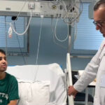 Destinul tragic al unui orfan lăsat în maternitate, salvat de un adolescent de 15 ani, care și-a pierdut viața într-un accident cu trotinetă. 2 video povestea orfanului abandonat in maternitate a carui viata a fost salvata de un baiat de 15 ani mort dupa ce a cazut de pe trotineta 68e5fcc05b285