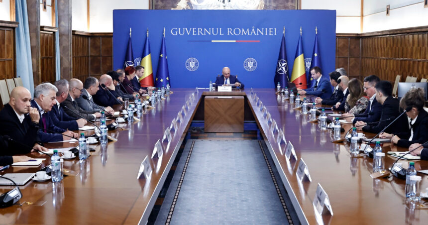 Reprezentanta Executivului: „În esență, salariul minim rămâne neschimbat pentru anul următor” 1 video purtatoarea de cuvant a guvernului in principiu salariul minim nu va creste de anul viitor 68f0dd2807240