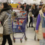 București și Cluj: lideri surprinzători în puterea de cumpărare în comparație cu Madrid și alte mari orașe europene. Orașele din umbră. 3 video puterea de cumparare din bucuresti si cluj a depasit o pe cea din madrid si alte metropole europene orasele aflate la polul opus 68f8916c7895b