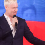 Putin își aduce favoriții muzicali în Coreea de Nord: Ultranaționalistul Shaman, un omagiu pentru tovarășul Kim 2 video putin isi trimite cantaretii favoriti sa concerteze in coreea de nord ultranationalistul shaman piesa dedicata tovarasului kim 68efe71f81b87