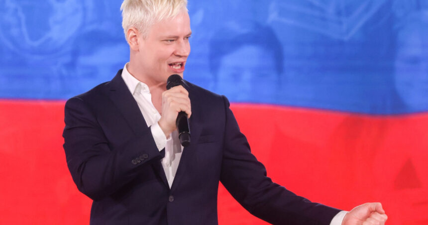 Putin își aduce favoriții muzicali în Coreea de Nord: Ultranaționalistul Shaman, un omagiu pentru tovarășul Kim 1 video putin isi trimite cantaretii favoriti sa concerteze in coreea de nord ultranationalistul shaman piesa dedicata tovarasului kim 68efe71f81b87