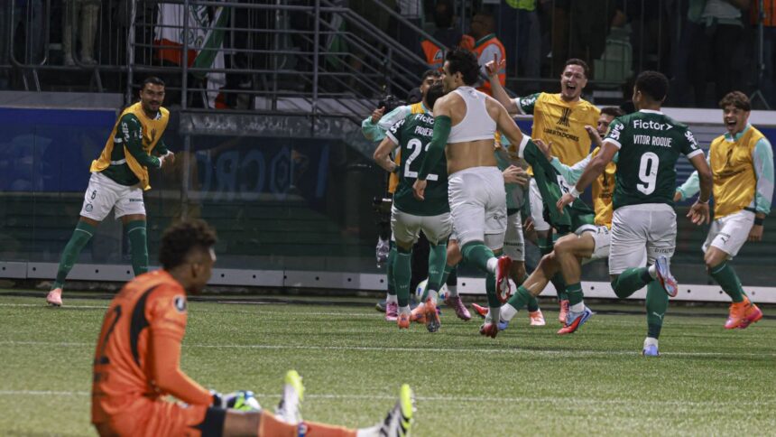 Revenire spectaculoasă și accedere în finala Copa Libertadores cu un penalty decisiv în ultimele clipe! 1 video remontada senzationala si calificare in finala copa libertadores dupa un penalty in ultimele minute 690469ce1127b