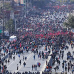 video revolta generatiei z saracia si lipsa locurilor de munca scot in strada tot mai multi tineri la nivel mondial 68e1f6b8bc212