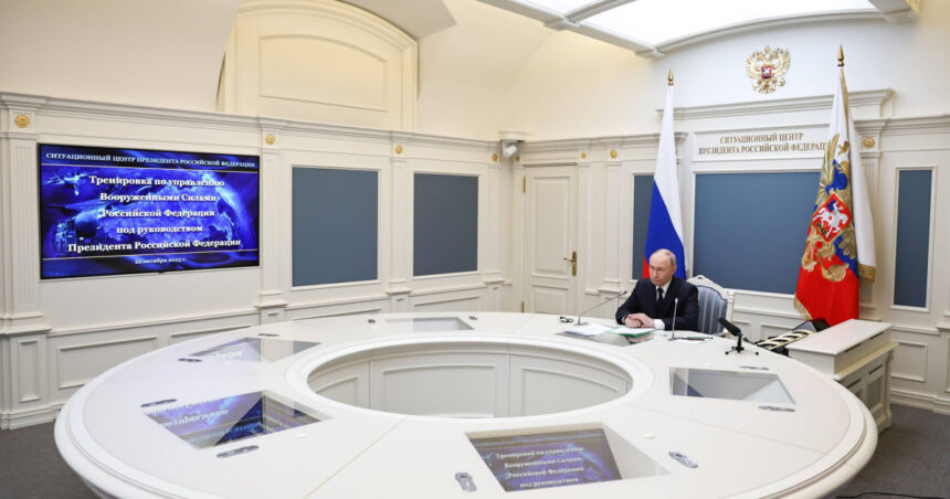 Rusia a realizat un exercițiu nuclear sub conducerea lui Putin: „Toate țintele au fost atinse cu succes” 1 video rusia a desfasurat un exercitiu nuclear sub supravegherea lui putin toate obiectivele au fost indeplinite in totalitate 68f8deb9b8f48