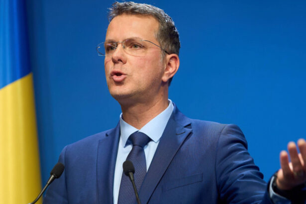 video sfatul lui ionut mosteanu pentru militarii romani dupa ce in sua generalii grasi au fost luati in vizor 68deee16ad10e