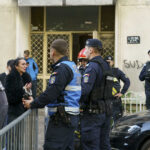 Stelian Bujduveanu oferă detalii despre explozia blocului: „Există cinci scări, doar una a avut de suferit”. Ce acțiuni va întreprinde primarul? 3 video stelian bujduveanu lamuriri despre blocul explodat sunt cinci scari una singura a fost afectata ce masuri a anuntat primarul 68fb4d74be507