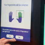 UE abandonază ștampila pe pașaport. Descoperă cum va opera noul sistem digital EES la frontierile României! 3 video ue renunta la stampila pe pasaport cum va functiona noul sistem digital de control ees la granitele romaniei 68eb776f90ea1