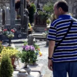 Un cimitir din Italia a fost profanat: O grupare de români sub observația carabinierilor 3 video un cimitir din italia a fost vandalizat o banda de romani este in colimatorul carabinierilor 6900b9c35017c