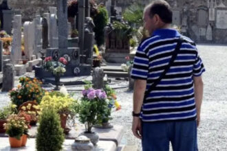 video un cimitir din italia a fost vandalizat o banda de romani este in colimatorul carabinierilor 6900b9c35017c