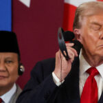Un microfon neobservat a surprins conversația în care președintele Indoneziei solicita o întâlnire între Trump și fiul său, Eric. 2 video un microfon uitat deschis a surprins momentul in care presedintele indonezian ii cerea lui trump o intalnire cu fiul sau eric 68ee36929a1fb