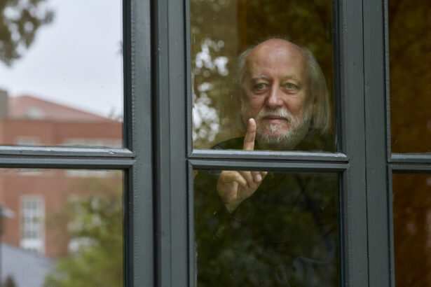 videofoto scriitorul maghiar laszlo krasznahorkai a castigat premiul nobel pentru literatura in 2025 68e7a65d16e1d