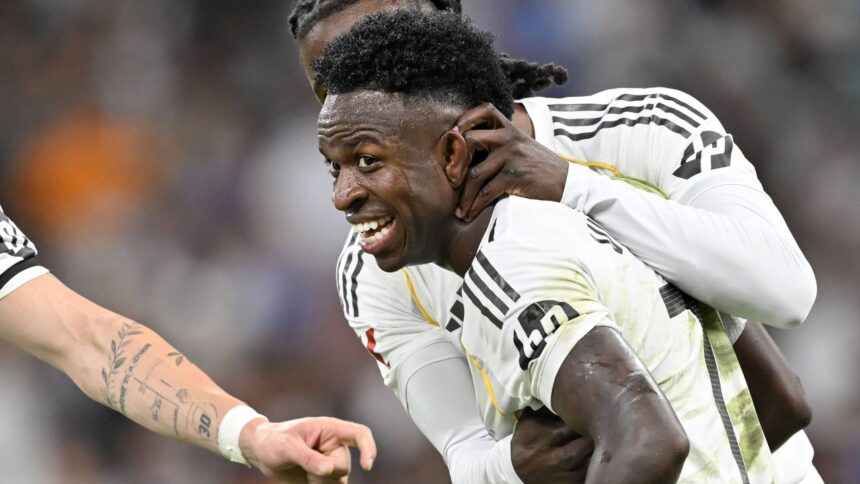Vinicius, omagiu adus unui mare italian: "M-a inspirat cu încrederea sa" 1 vinicius reverenta in fata unui italian legendar mi a dat cea mai multa incredere 68e95fb3367c2