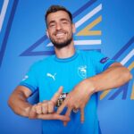 Vlad Dragomir, starul român din Champions League, dezvăluie interesul unei echipe din Superliga României: "S-au purtat negocieri" 3 vlad dragomir romanul din champions league recunoaste ca a fost dorit de o forta din superliga romaniei au fost discutii 68f7f1e99a448