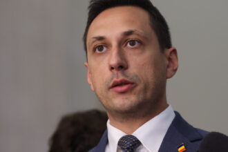 vlad gheorghe cere guvernului referendum pentru desfiintarea sectoarelor din bucuresti sa avem un singur primar o singura capitala 68f755215fa42