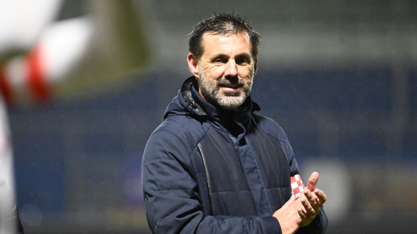 Zeljko Kopic, impresionat de un jucător de la Dinamo: „Se face cu adevărat remarcat pe teren” 1 zeljko kopic cucerit de un fotbalist de la dinamo merita din plin minute 68e60cc25b154