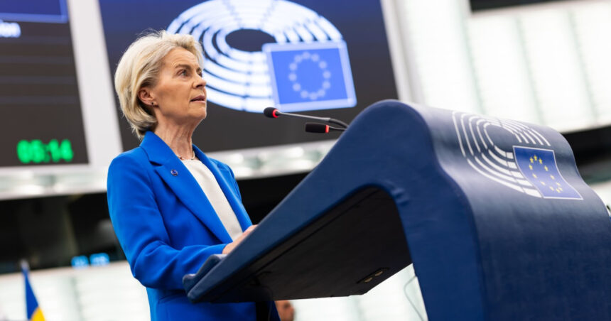 Zi decisivă la Strasbourg: Parlamentul European hotărăște viitorul Comisiei von der Leyen, cu două moțiuni de cenzură pe masa votului. 1 zi cruciala la strasbourg parlamentul european decide soarta comisiei von der leyen doua motiuni de cenzura sunt supuse votului 68e755382eb3d