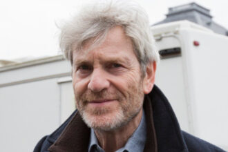 a murit tcheky karyo actor cu o lunga cariera in film si teatru 6909a7b42debc