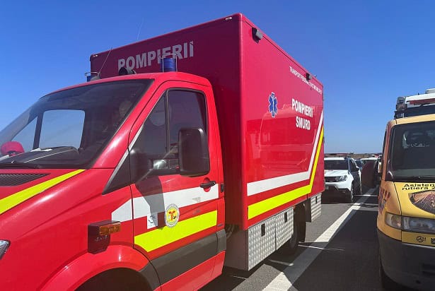 accident rutier pe podul de la cumpana doua persoane au fost transportate la spital 69204e879fa71