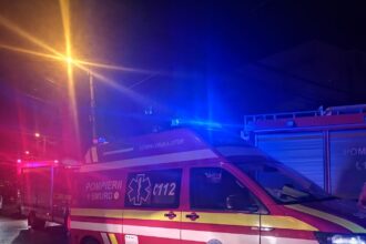 alerta intr un bloc din constanta pompierii chemati dupa ce a fost raportat fum pe casa scarii 692a0ebba73ce