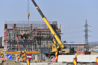 analiza mai multe autorizatii de construire in 2025 dar proiecte mai mici expert nu inseamna o revenire completa a pietei 6929a2ba83f59