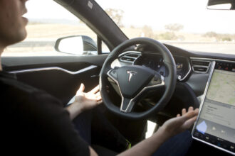 ancheta federala extinsa in sua privind masinile tesla componenta esentiala care poate face diferenta intre viata si moarte 6909a350274b6