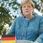 angela merkel a vizitat zona de frontiera a israelului cu gaza in octombrie 2023 sute de oameni au fost ucisi in zona de catre hamas 6914ed1855c0a