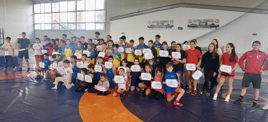antrenament comun pentru micii luptatori cs medgidia acs calarasi si cs vointa valu lui traian s au intalnit in sala dan spataru 691a1d10dcf40