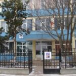 apel umanitar pentru un adolescent din mangalia crescut de fratele si bunica sa scoala gimnaziala nr 3 si asociatia de parinti albatros cer sprijinul pentru operatia ce l ar ajuta pe matei sa scape 690f5c5f4c5a2